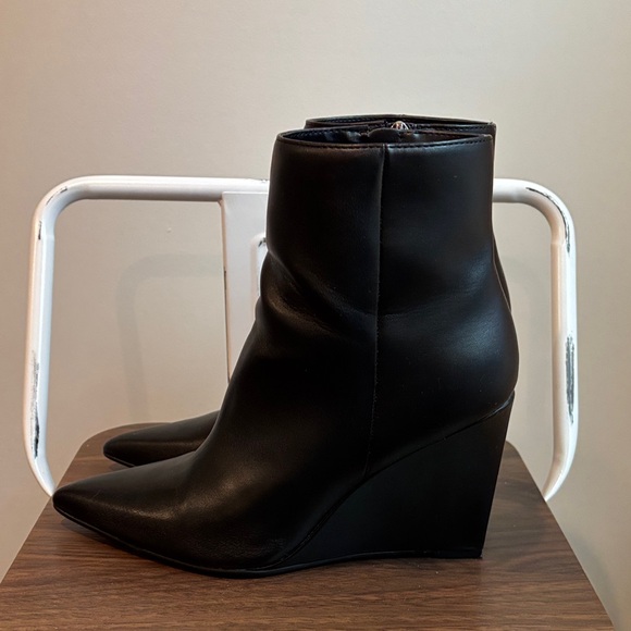 Marc Fisher Black Leather Wedge Boots - Picture 3 of 6